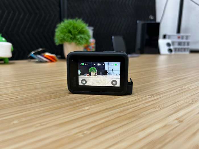 2-gopro hero 11 black